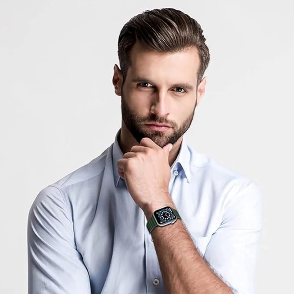 Yhteensopiva Apple Watch 8 -rannekkeiden kanssa, magneettilukollinen ranneke, silikoniranneke 42/44/45/49 mm, korvaava ranneke iWatch-rannekkeelle SE/7/6/5/4/3/2/1