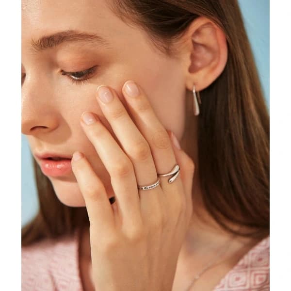 Dame S925 Massiv Sterling Sølv Ring, elegant og stilig design