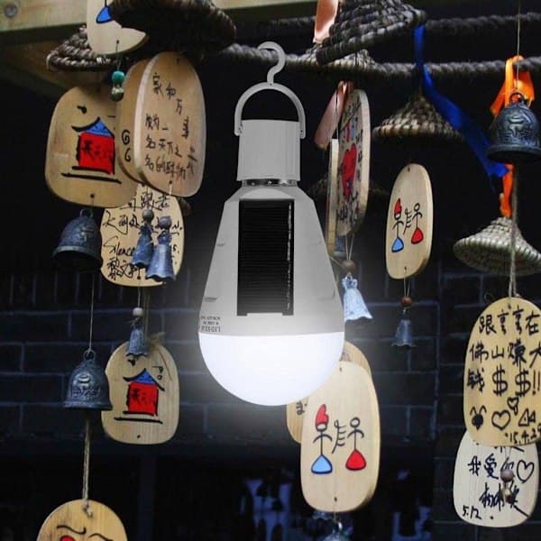 LED-solcellelampe, E27 IP65 vanntett innendørs/utendørs solcellelampe
