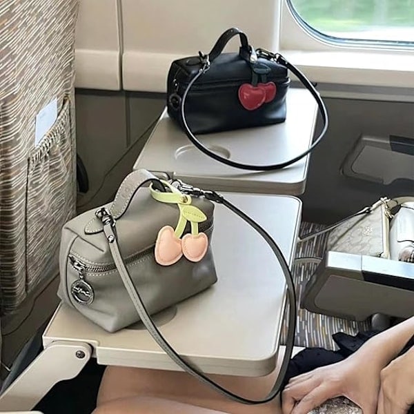 Kirsebær Læder Nøglering, Læder Nøglering, Rød Læder Accessorie, Dame Mode Accessorie, Bilnøglevedhæng, Fødselsdags- og Julegaver til Kvinder