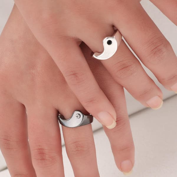 Trendy Punk Ringer i Legering Yin Yang Sladder Stable Ringer for Student Tenåring Søster 2x