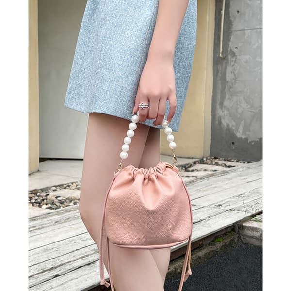 Axelväskor Crossbody-väska GUL