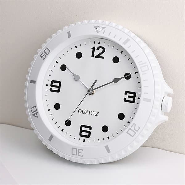 Wall Clock Modern Design Silent Quartz Needle Luxury Wall Clock Silent Sweeping Second Home Wall Clock