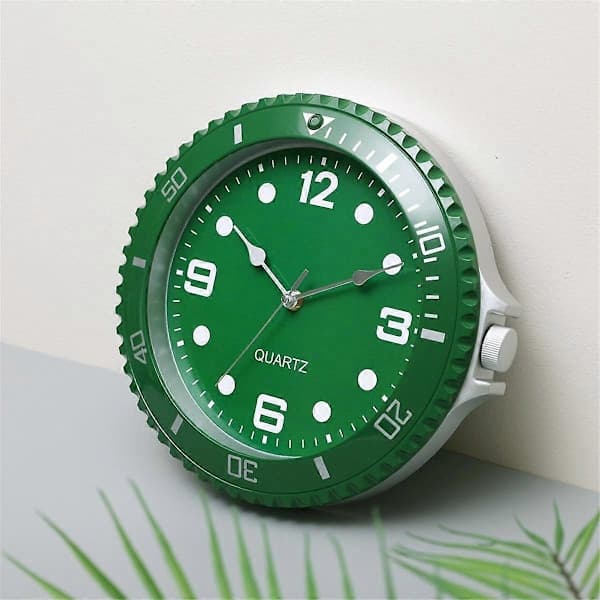 Wall Clock Modern Design Silent Quartz Needle Luxury Wall Clock Silent Sweeping Second Home Wall Clock