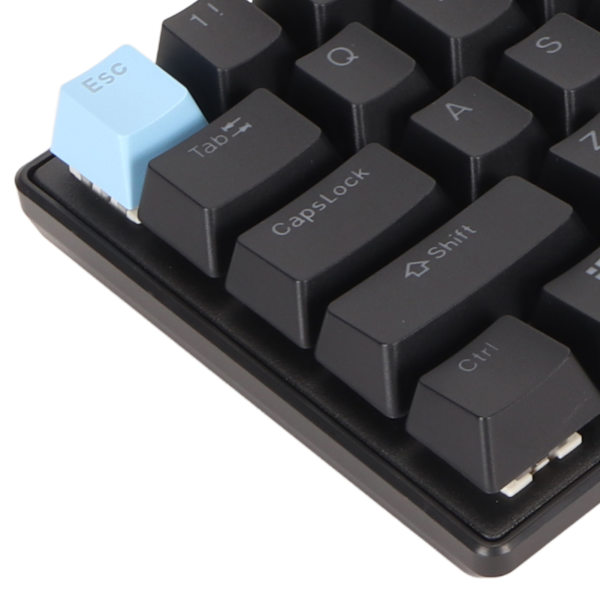 Spelande tangentbord USB 68 tangenter Blå omkopplare N-tangent rollover 10 RGB-bakgrundsbelysningslägen Trådbundet tangentbord för stationär dator