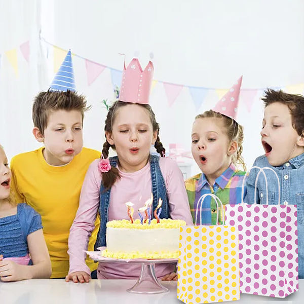 12 stk. Polka dot gaveæske Små festgaveposer til fødselsdag, festgave, godbid