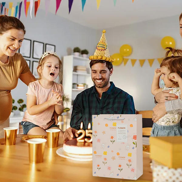 12 stk. blomster håndtaske børnedag fødselsdag gavepose smykker tøj shopping papirpose