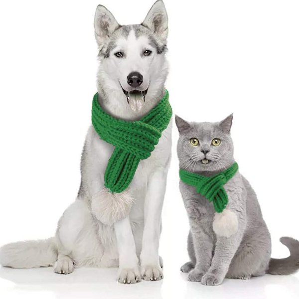 Hundstickad halsduk med vit pompom varm bandana vinterholida