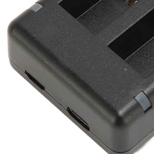 Kamerakakun latauslaite Type C USB, kaksikanavainen kamerakakun latauslaite merkkivalolla urheilukameroille