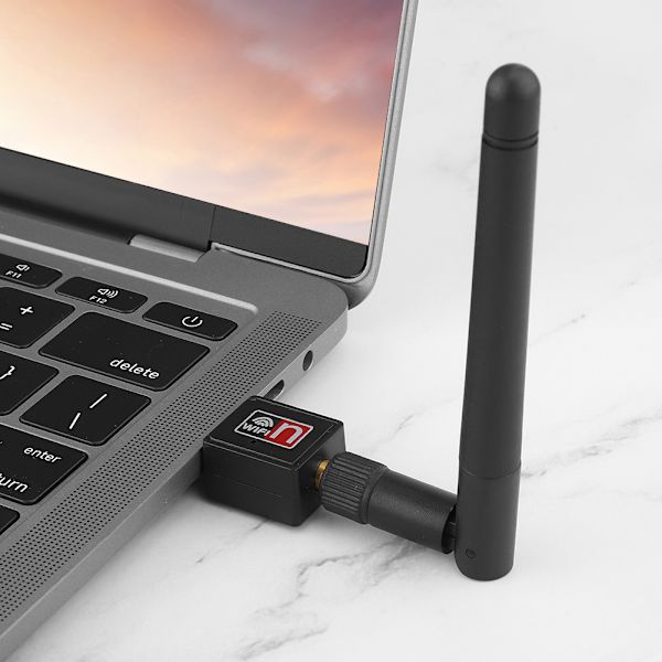 W90 RTL8188ETV150M Trådløs Nettverksadapter 150Mbps USB2.0 WIFI Mottakeradapter