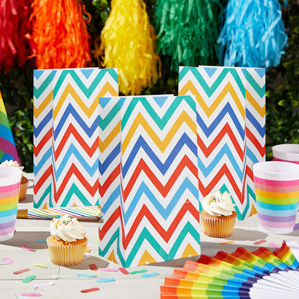 36-pack regnbågsfärgade godispåsar för fester, festgåvor för pridefester, födelsedagar och babyshower, 13x8x24cm