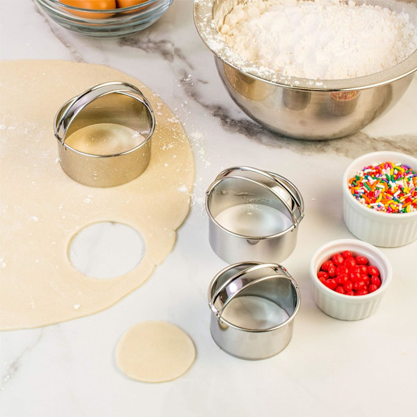 Baking Andersons kake- og fondantformer, rustfritt stål, 3-delt gradert rundt sett med håndtak, sett med 3,42137, svart