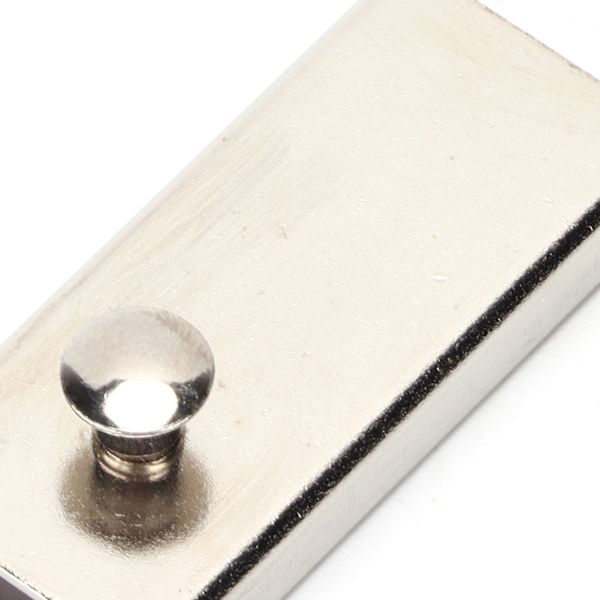 Magneettinen saumaohjain ompelukoneisiin