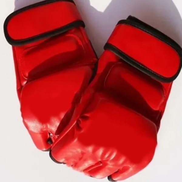 Unisex MMA-handskar med halvfinger, boxningshandskar med öppna handflator för stridsträning, röda