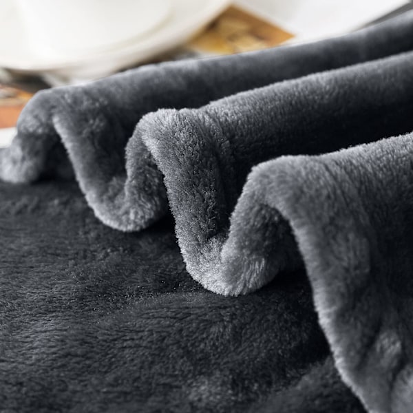 Fleecefilt för mysiga stunder, ultramjuk lättviktig användning året runt, mångsidig inomhus- och utomhusfilt, mikrofiberfleece, perfekt present i