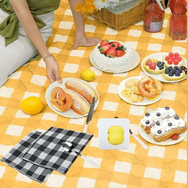 Camping Picknickset: Upptäck glädjen med utomhusmatlagning med vår tåliga canvas-skyddade bestickorganisatör, portabel design för enkel transport,