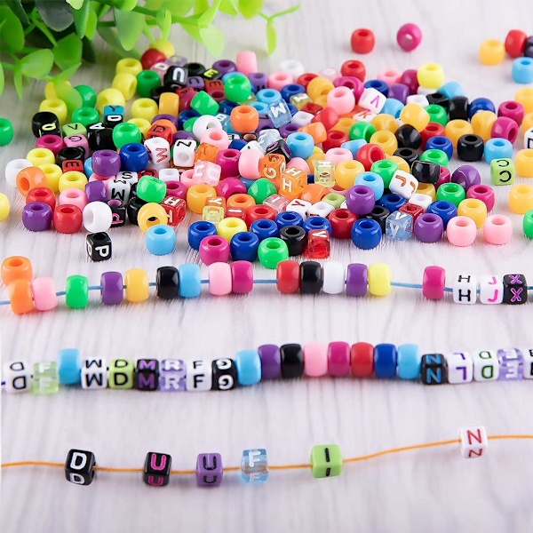ABC-helmi rannekoru Ponihelmi setit Värikäs venytysrannekoru Kevyt Kaunis Lapset DIY-helmet