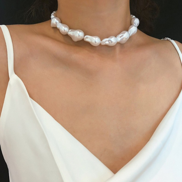 Uregelmæssig formet imiteret perle halskæde enkel sød justerbar barok vedhæng choker halskæde hvid