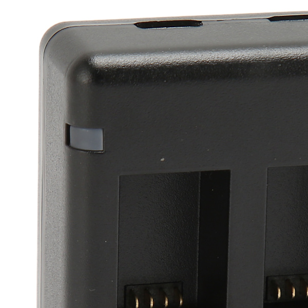 Kamerakakun latauslaite Type C USB, kaksikanavainen kamerakakun latauslaite merkkivalolla urheilukameroille
