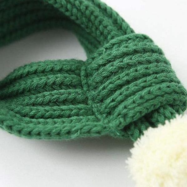 Hundstickad halsduk med vit pompom varm bandana vinterholida