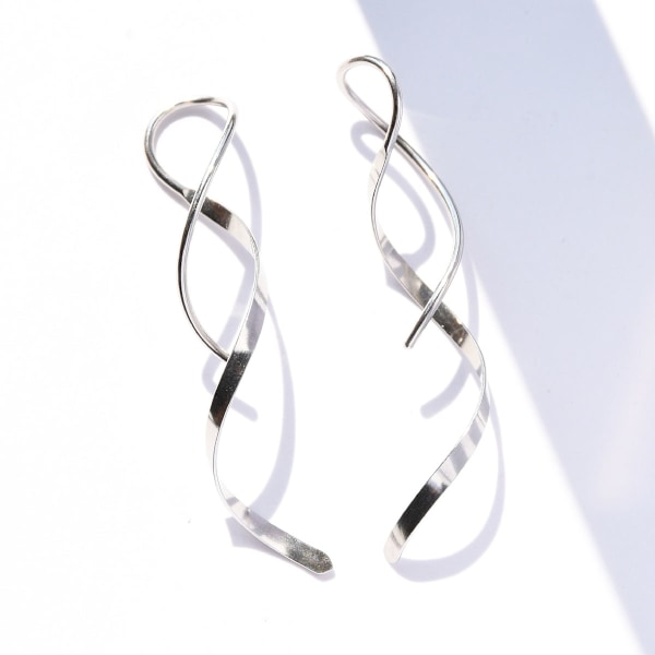 Elegant Design Handgjorda 925 Sterling Silver Örhängen, Drag Genom Twist för Kvinnors Minimalistiska Stil Vardagsmode