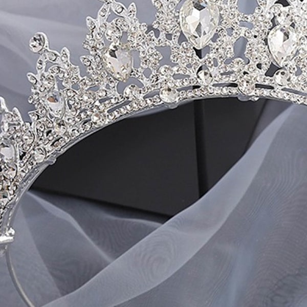 Lyxig Kristalltiara för Mångsidiga Tillfällen, Utsökt Hantverk med Perfekta Strass-snitt