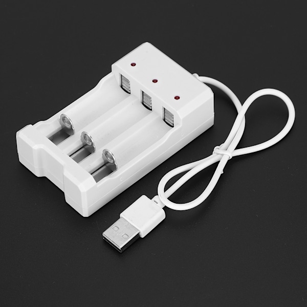 A03 Hvit ABS Miljøvennlig Høy Temperaturmotstand 3-Sporet USB-Lader Lading for Aa AAA-Batteri