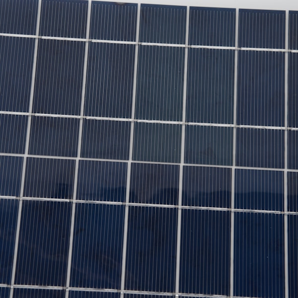 Solcellsladdare, 12V Batteriladdare med Vattentät Solpanel för Pålitlig Strömförsörjning Under Utomhusäventyr