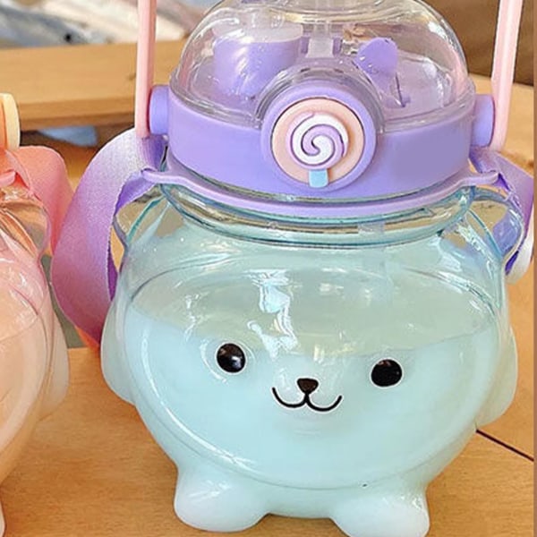 Suuri vesipullo 1000ml Piirretty karhun muotoinen kannettava juomapullo