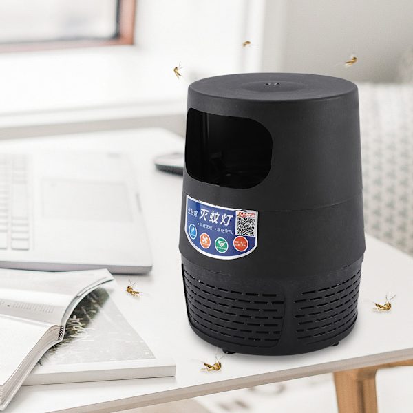 Sähköinen hyttys- ja kärpäsansalaitteisto LED-valolla ja USB-liitännällä