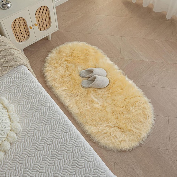 Premium Konstgjord Djurullsmatta, Elegant Beige, Underbart Mjuk 40 X 60 Cm, Året-Runt-Komfort För Sovrum Eller Vardagsrum, Allergivänlig Med