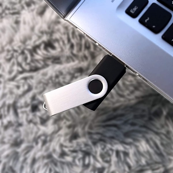 Plug and Play USB-minne, 8GB Minne Med Vridbar Design Utan Lock Och LED-Indikator För Pålitlig Lagring