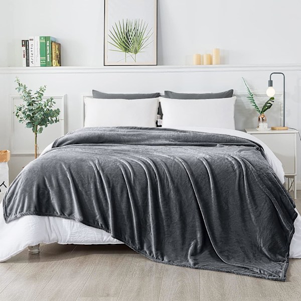 Fleecefilt för mysiga stunder, ultramjuk lättviktig användning året runt, mångsidig inomhus- och utomhusfilt, mikrofiberfleece, perfekt present i