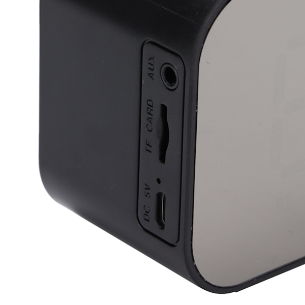 D-88 Multifunktionell Bluetooth-klockhögtalare Bärbar Dubbel väckarklocka Funktion Högtalare för sovrumskontor