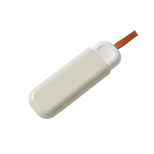 Hjemmebærbar liten medisinboks En dags dispenser medisinboks Mini medisindispenserboks Beige
