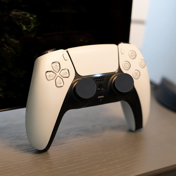 Tumgrepp för PlayStation-kontroller, Omfattande skydd Silikonskydd Halkfritt Svettfritt Dubbat Tryckta Joystick-skydd för PS5, PS4,