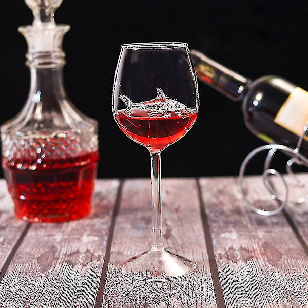 Rödvinsglas med haj inuti Bägare Glas klart glas Hem Bar Party 1pcs