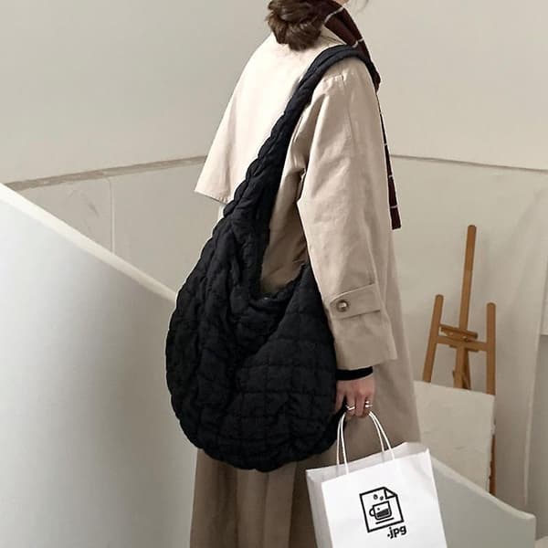 Casual Tote Axelväskor Vadderad vadderad Crossbody-väska black