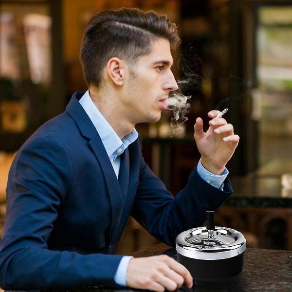 Självrengörande roterande cigarett med askkopp presentset