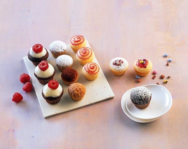 Muffinsbricka med 24 formar 38 X 27 Cm null none