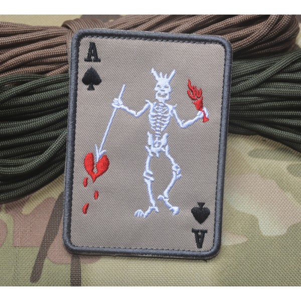 Ace of Spades Armband Broderat Kardborretyg Label Poker (Triple seal khaki)