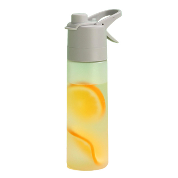 650 ml Gradient Matte Spray Behändig vattenflaska Portabel stor sportkopp för utomhussporter Grey 650ml
