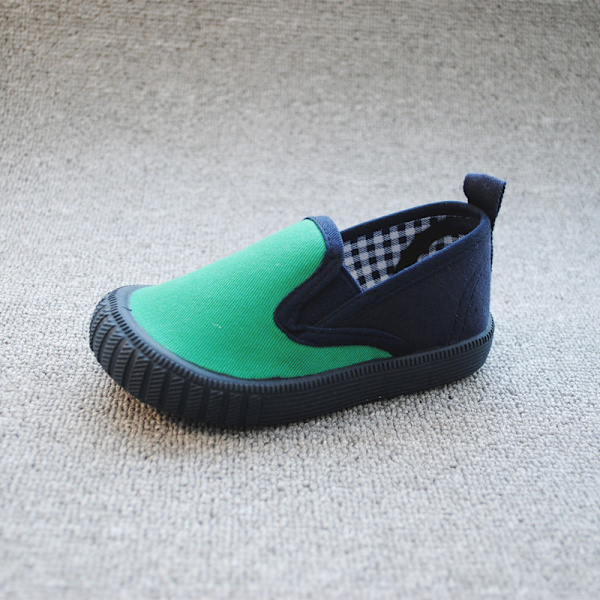 Barns casual canvas skor gröna 26/Small inner length 15.2cm