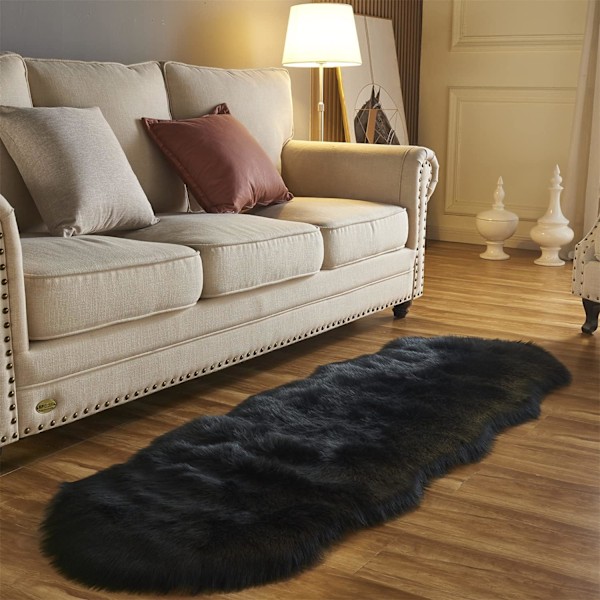 Fuskpälsfårskinnsmatta, Heminredningsmatta för sovrum, Fluffig liten pälsmatta, Luddig ryamatta för vardagsrum, 0,6 x 1,8 meter, Svart black