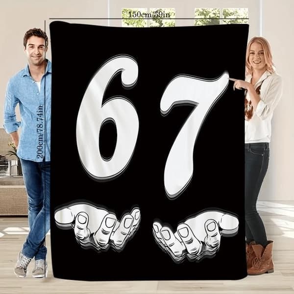 Nummer 67 Trykt Tæppe – Polyester Flannel – Digitaltryk – Ideel til Lure, Camping, Rejser og Bilbrug (150x200cm)