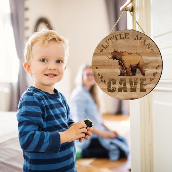 Liten Man Cave-skylt i trä för babyrumsinredning, rustik bondgårdsbjörn väggkonstdekor hängande dekor för barnrum (A) A