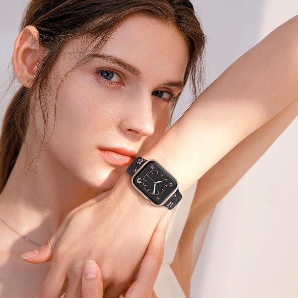 Blommigt Graverade Armband Kompatibla med Apple Watch Armband 41mm 40mm 38mm för Kvinnor, Mjukt Silikon Sportarmband - Svart/Rosa Black/Pink