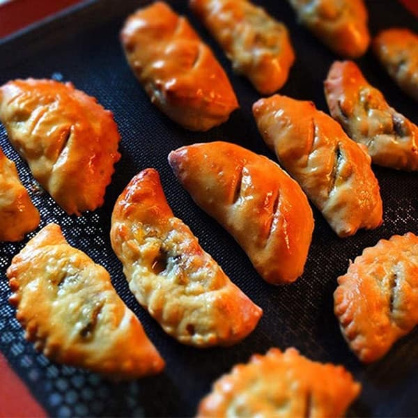 Silikon Bakeunderlag, 2 stk. Non-stick gjenbrukbart bakeunderlag, Bakeovnsark for baking av brød, pizza og kjeks