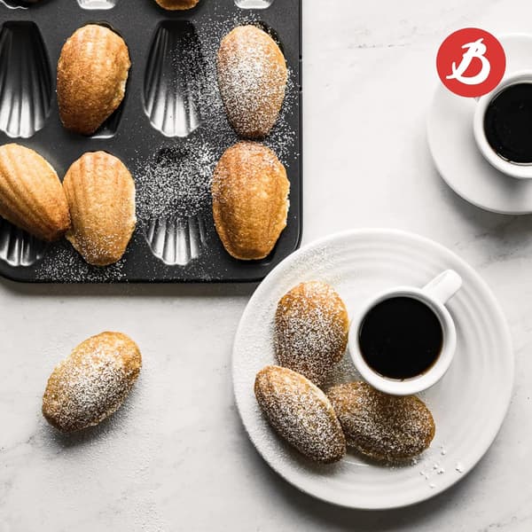 Non-stick bageplade i stål til 12 madeleines - 26 x 20 x 1,4 cm - Sort