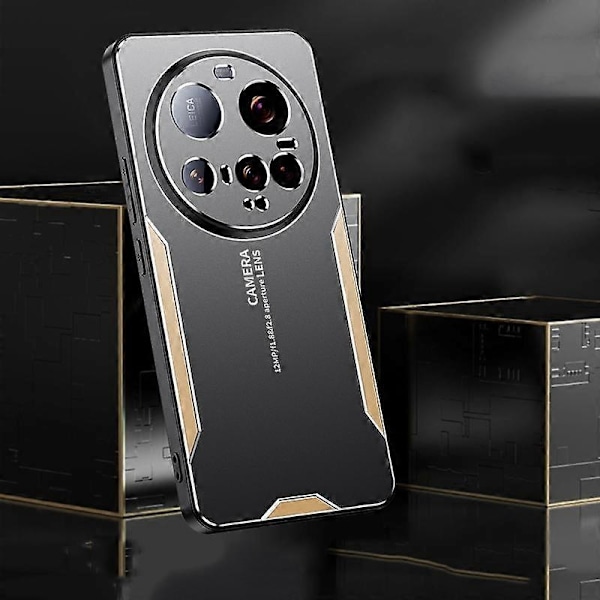 Blade Series TPU Hybrid Metall Skal-Xin Red For Xiaomi 15 Ultra